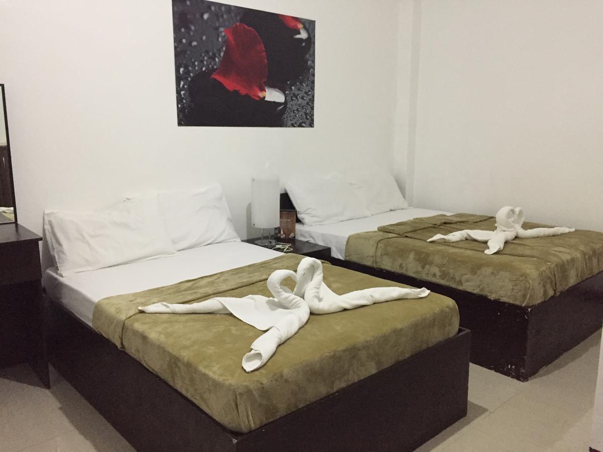 4C'S Tourist Lodge بويرتو برينسيسا المظهر الخارجي الصورة